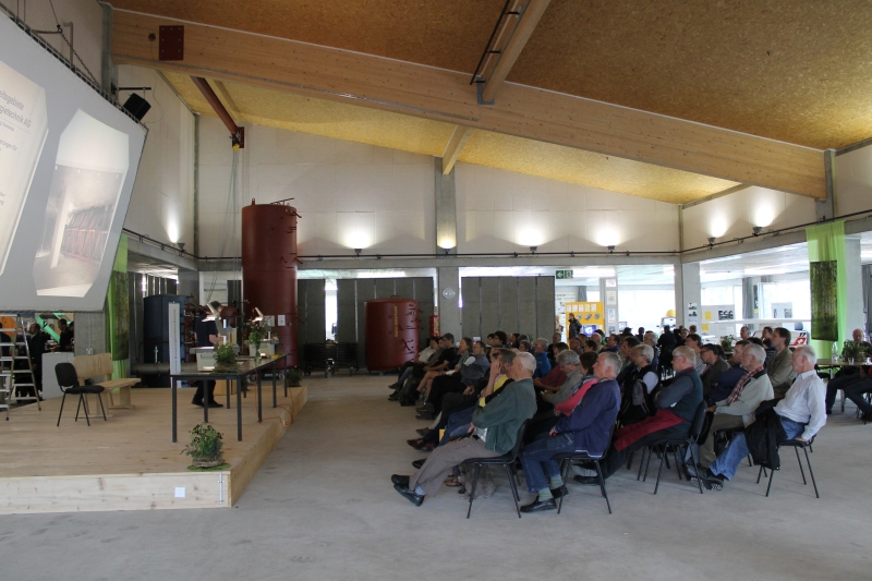 Referat von Josef Jenni über 40 Jahre Erfahrung mit Solarthermie
