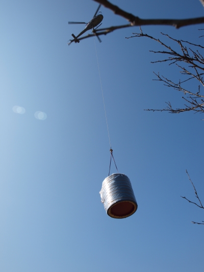Speicherlieferung mit Helikopter
