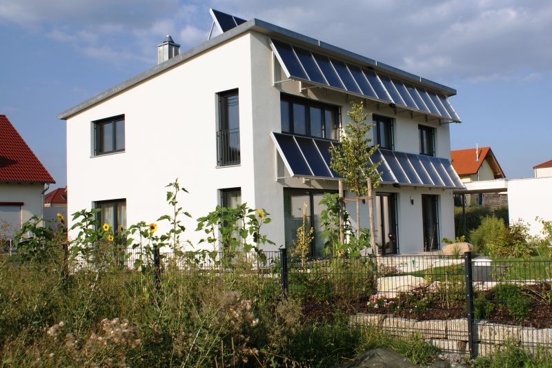 Promassivhaus und Sonnenhaus zugleich, in Ingolstadt, Deutschland