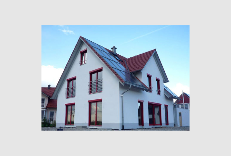 Sonnenhaus und Solarkraftwerk