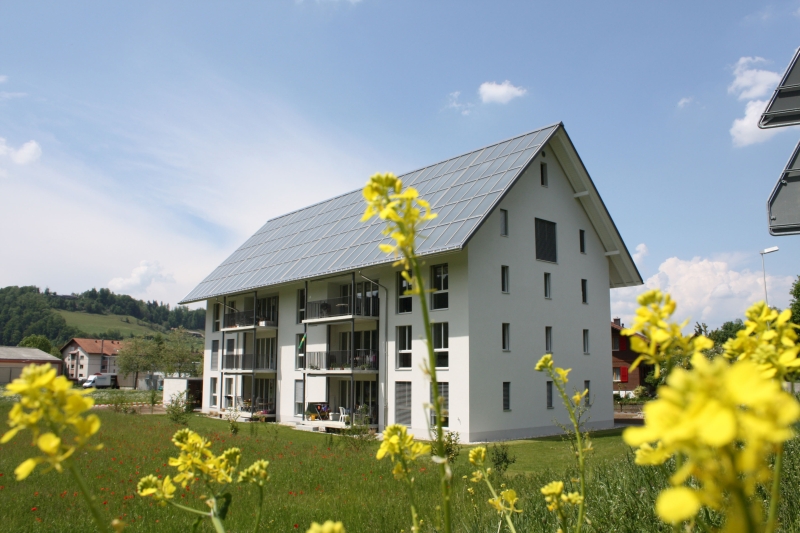 Oberburger Solar-Mehrfamilienhaus
