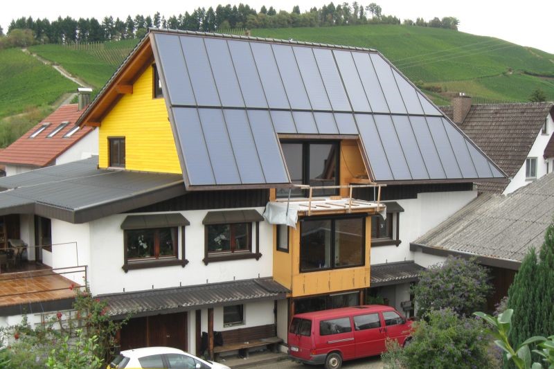 Grossflächenkollektoren in Spezialform