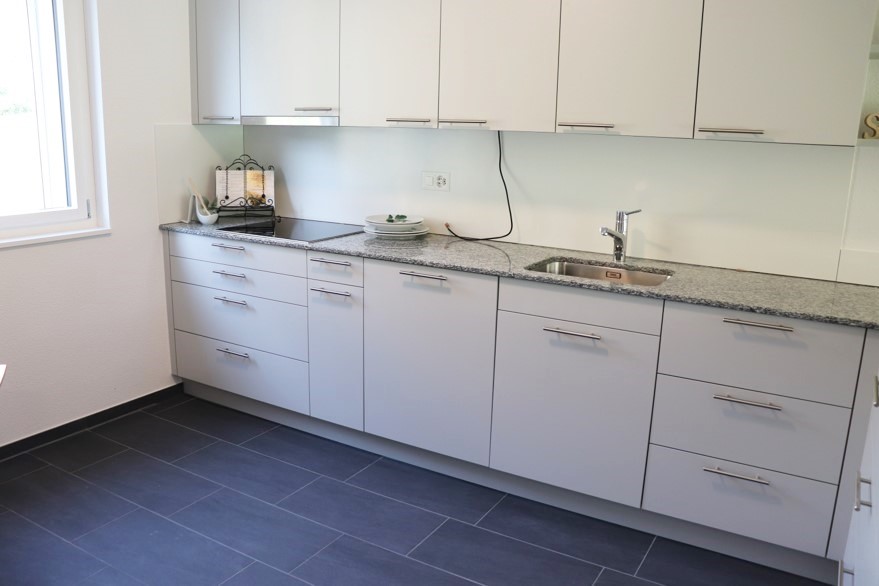 grosszügige Küche/Entrée 20.5 m²