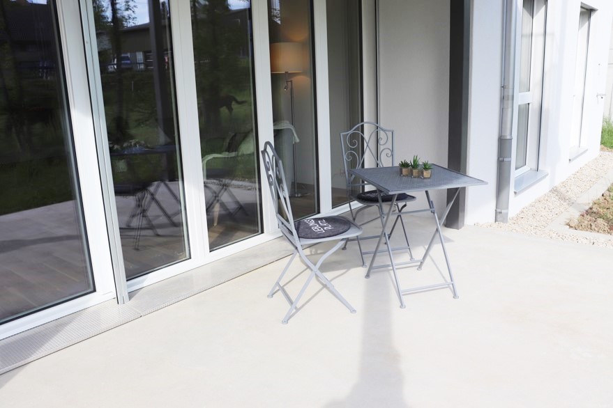 gedeckter Sitzplatz/Balkon